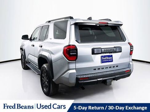 Used 2025 Toyota 4Runner SR5 image 5