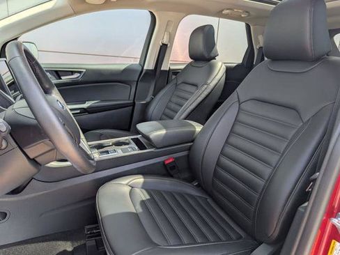 Certified 2024 Ford Edge SEL w/ Convenience Package AWD/4WD image 12
