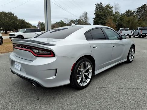 Used 2022 Dodge Charger GT image 2