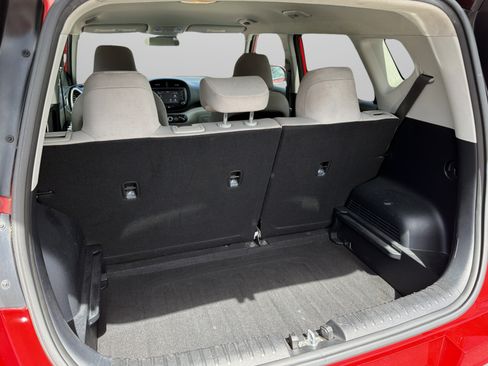 Used 2020 Kia Soul LX FWD image 25