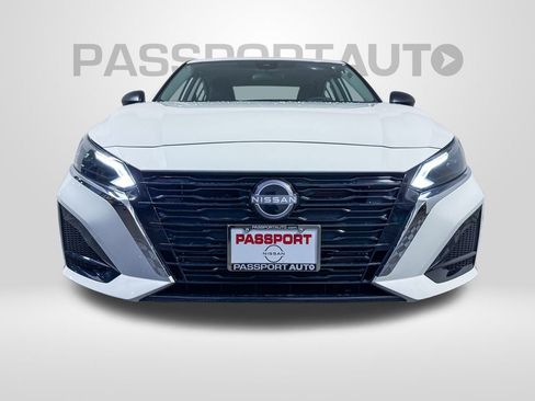 New 2025 Nissan Altima 2.5 SV image 3