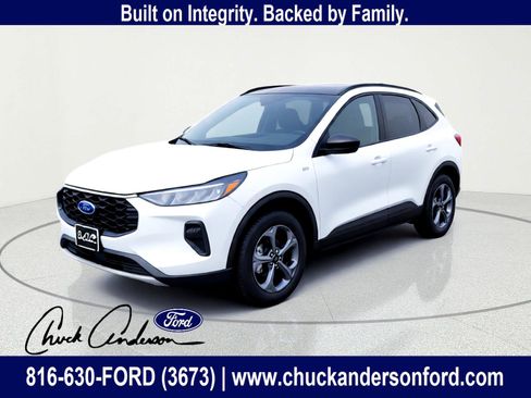 New 2026 Ford Escape ST-Line w/ Tech Pack #1 AWD/4WD image 2