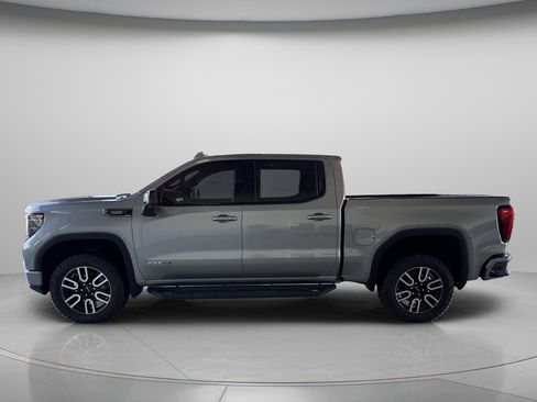 Used 2025 GMC Sierra 1500 AT4 w/ AT4 Premium Package image 3