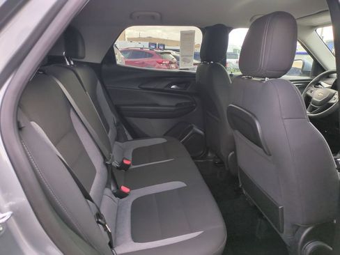 Used 2025 Chevrolet TrailBlazer LT AWD/4WD image 28