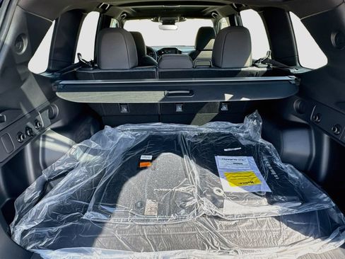 New 2026 Subaru Forester Premium AWD/4WD image 32