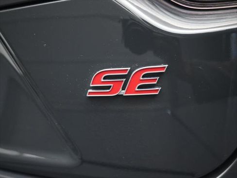 Certified 2023 Toyota Corolla SE image 38