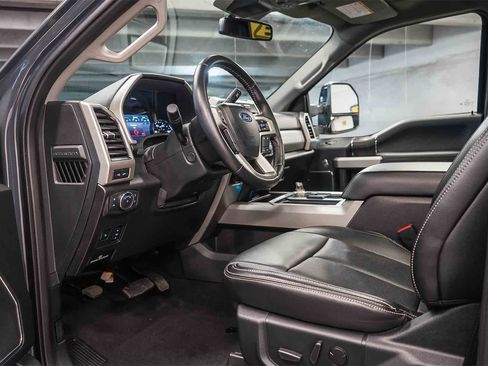 Used 2021 Ford F250 Lariat image 18