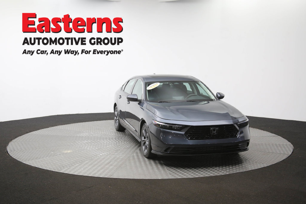 Used 2023 Honda Accord EX image 54