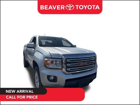 Used 2018 GMC Canyon SLE image 1