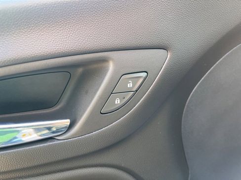 Used 2022 Chevrolet Equinox LT image 13