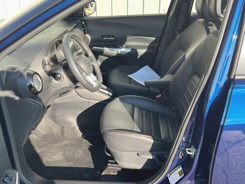 Used 2020 Nissan Kicks SR w/ SR Premium Package image 11