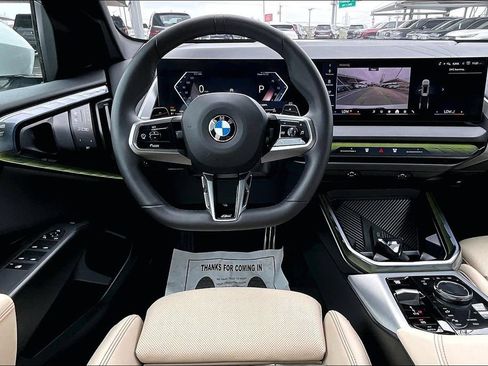 Used 2025 BMW X3 xDrive30 w/ M Sport Package AWD/4WD image 7