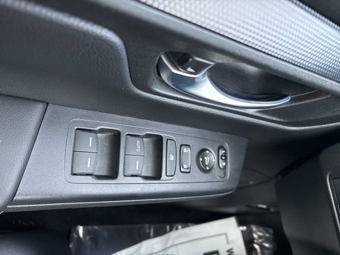 Used 2023 Honda CR-V LX image 13