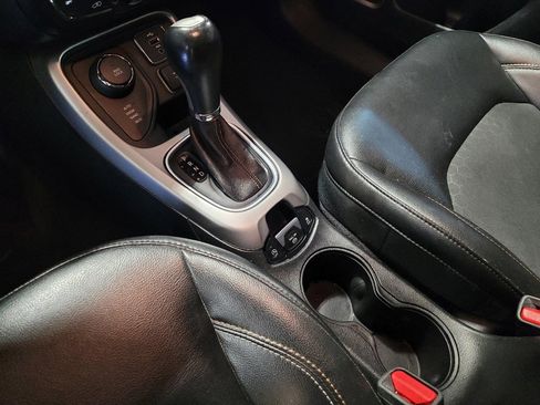 Used 2018 Jeep Compass Latitude w/ Popular Equipment Group image 26