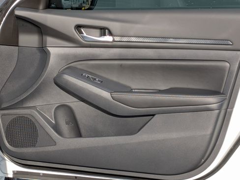 New 2025 Nissan Altima 2.5 SV image 29