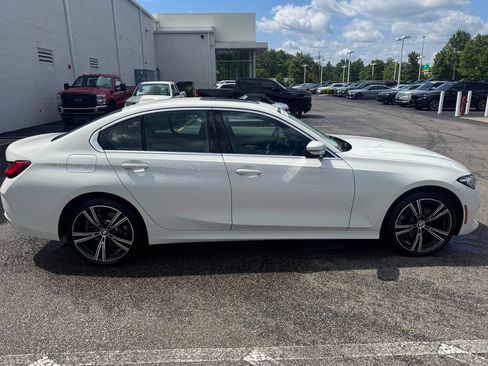 Used 2024 BMW 330i xDrive Sedan w/ Premium Package AWD/4WD image 4