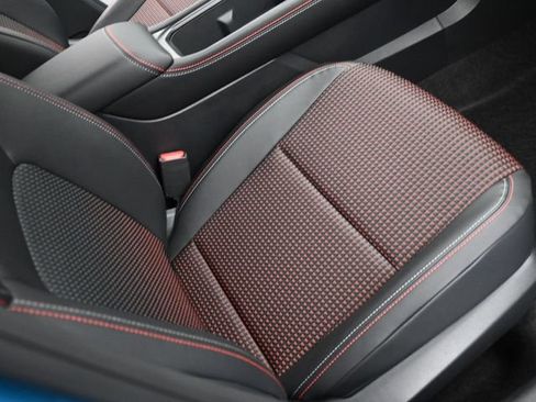 New 2026 Nissan Kicks SR FWD image 33
