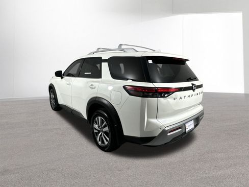 Used 2022 Nissan Pathfinder SL image 33