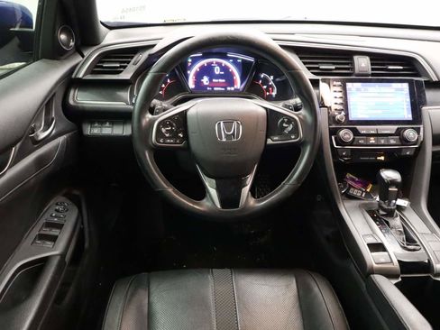Used 2020 Honda Civic Sport Touring image 4