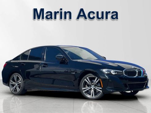Used 2023 BMW 330e w/ Premium Package RWD image 1