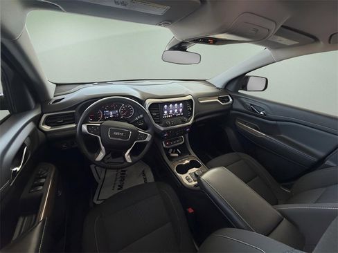 Used 2023 GMC Acadia SLE w/ Driver Convenience Package image 21