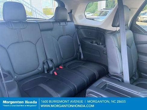 Used 2025 Honda Pilot Touring image 44
