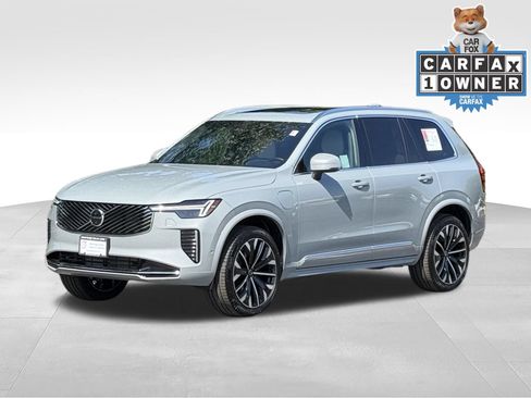 Used 2026 Volvo XC90 T8 Plus w/ Protection Package Premier AWD/4WD image 9