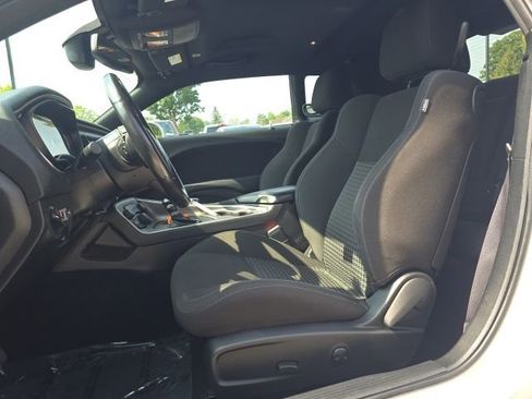 Certified 2022 Dodge Challenger GT image 9