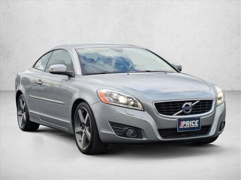 Used 2012 Volvo C70 T5 image 3