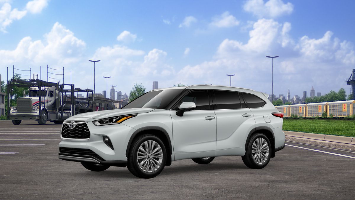New 2026 Toyota Highlander Platinum AWD/4WD image 3