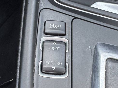Used 2014 BMW 320i xDrive Sedan AWD/4WD image 40