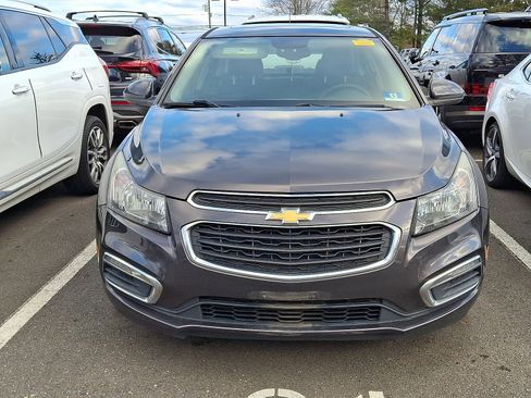 Used 2016 Chevrolet Cruze LT w/ Sun And Sound Package image 3