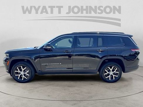 Used 2024 Jeep Grand Cherokee L Limited AWD/4WD image 2