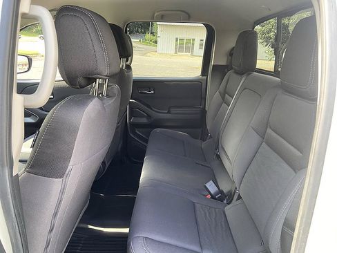 Certified 2024 Nissan Frontier SV w/ SV Convenience Package RWD image 14