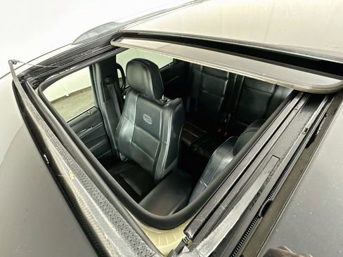 Used 2018 Jeep Grand Cherokee Overland AWD/4WD image 22