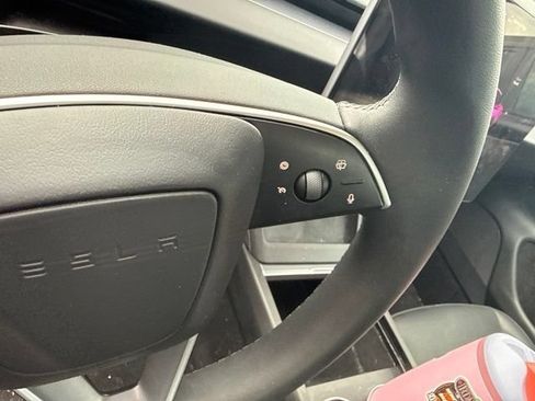 Used 2025 Tesla Model 3 RWD image 16