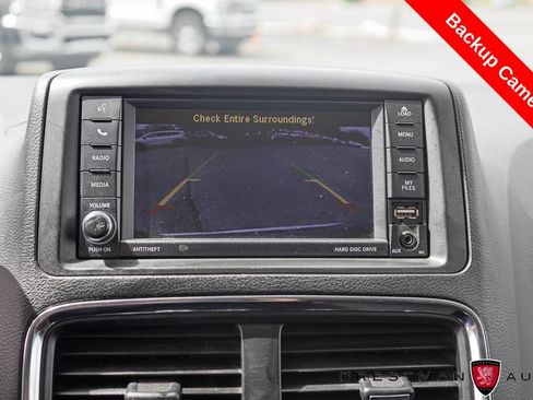 Used 2019 Dodge Grand Caravan SE FWD image 5