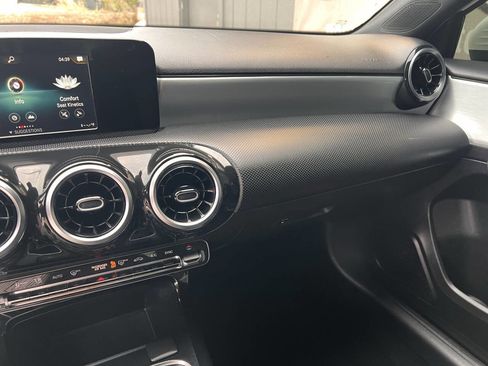 Used 2019 Mercedes-Benz A 220 image 22