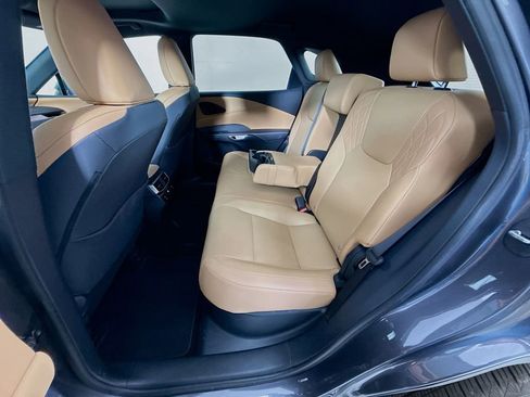 Used 2025 Lexus RX 350 Premium w/ Accessory Package (Z1) FWD image 26