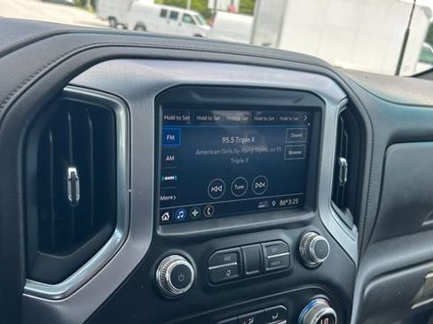 Certified 2022 GMC Sierra 2500 SLE w/ SLE Convenience Package AWD/4WD image 23
