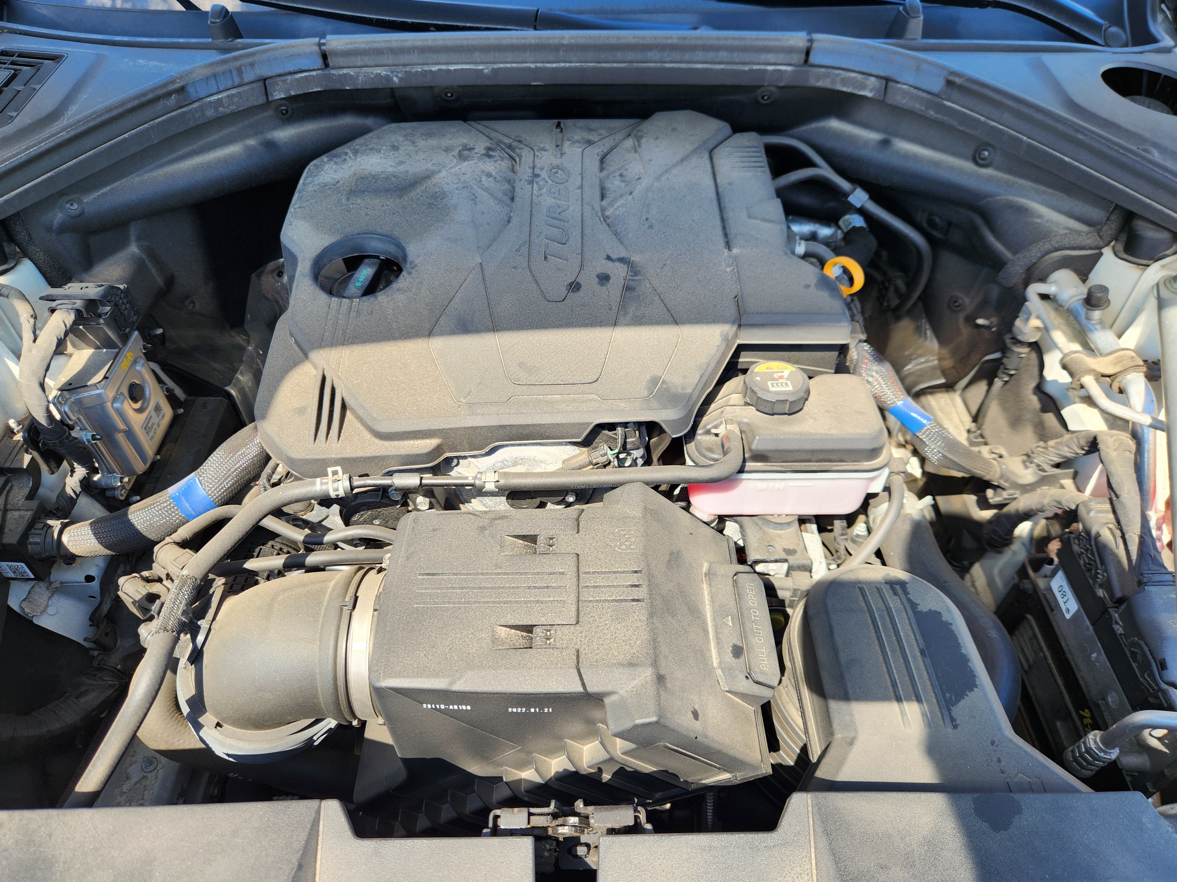 Used 2022 Genesis GV70 2.5T AWD/4WD image 18
