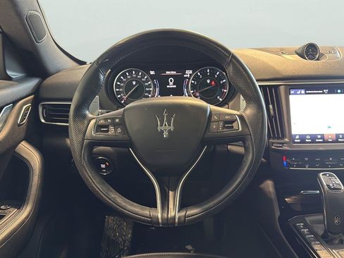 Used 2023 Maserati Levante Modena AWD/4WD image 12