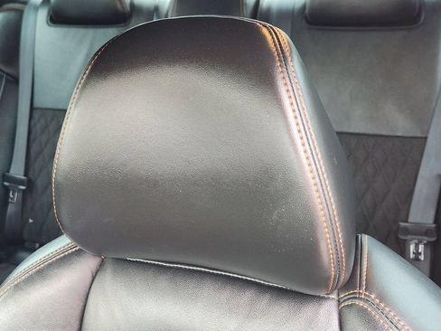 Used 2022 Nissan Maxima SR w/ Sport Mat Group FWD image 16