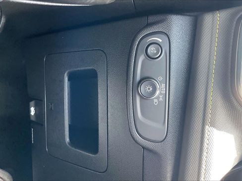 Used 2024 Chevrolet TrailBlazer ACTIV w/ Convenience Package AWD/4WD image 34