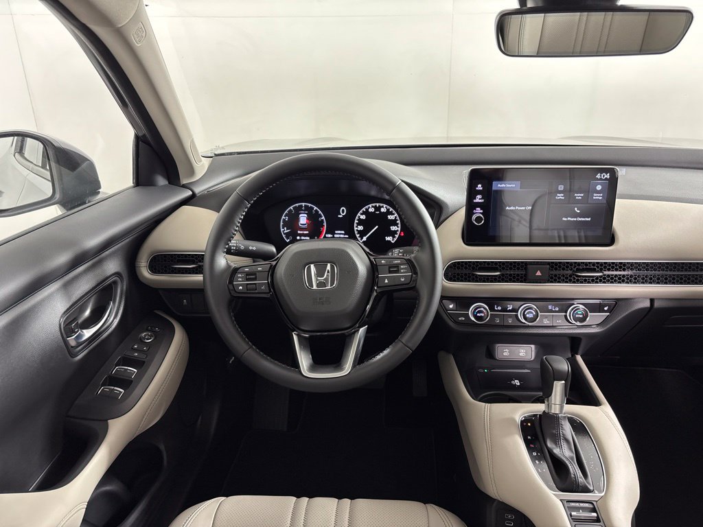 Used 2027 Honda HR-V EX-L image 2