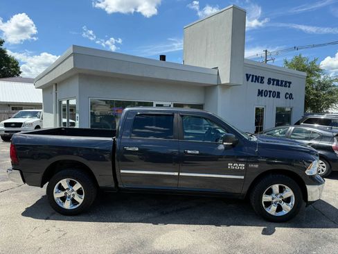 Used 2015 RAM 1500 Big Horn AWD/4WD image 4