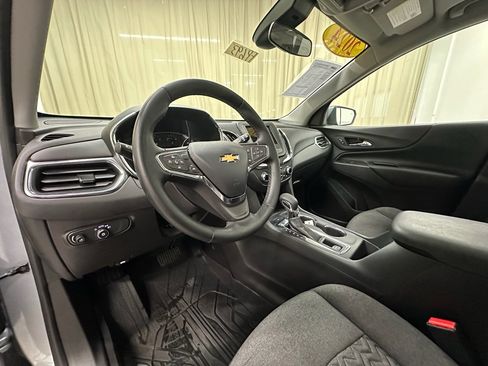 Certified 2024 Chevrolet Equinox LT w/ LPO, Floor Liner Package image 23