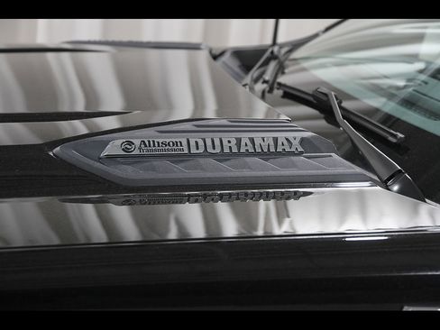 Used 2022 Chevrolet Silverado 3500 LT w/ All Star Edition AWD/4WD image 4