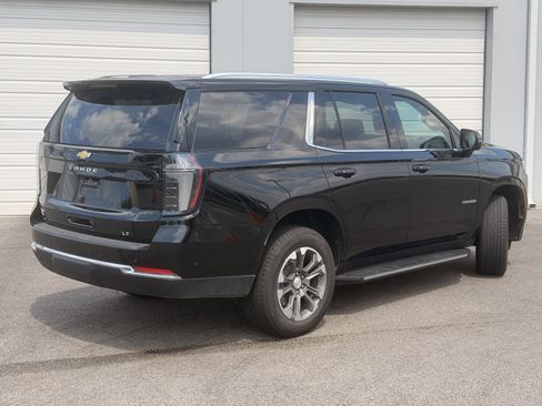 Used 2026 Chevrolet Tahoe LT w/ Comfort Package RWD image 12