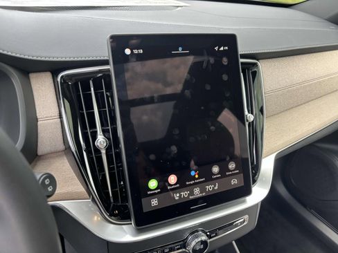 New 2026 Volvo XC90 T8 Plus w/ Protection Package Premier image 20